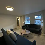 Central Leilighet I Kristiansand - Hellemyr